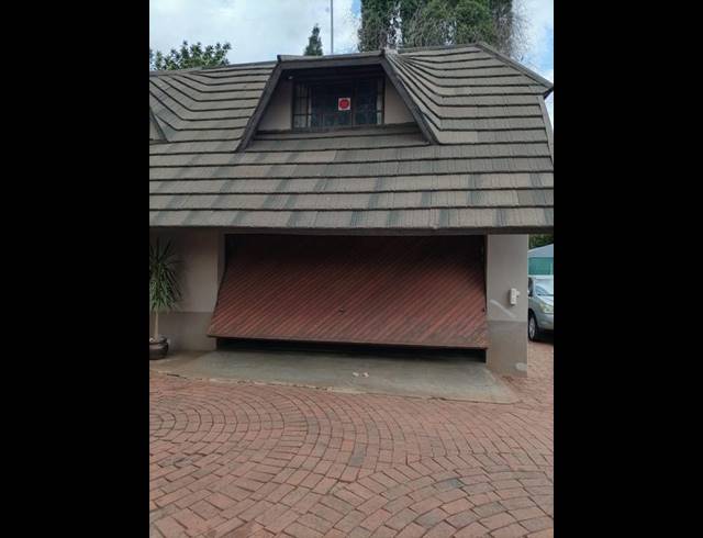 5 BEDROOM HOUSE FOR SALE IN ZWARTKOP EXT 4,5,6,8